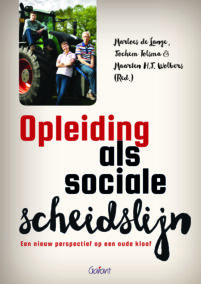 Opleiding als sociale scheidslijn. Een nieuw perspectief op een oude kloof.