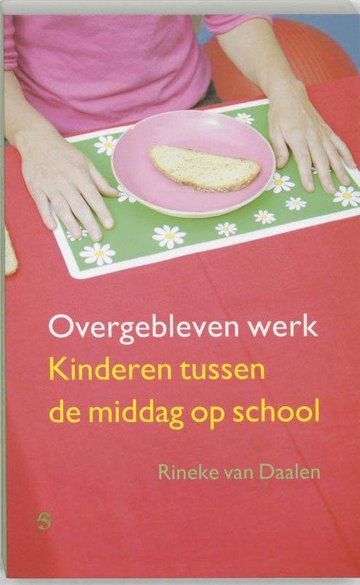 Overgebleven werk. Kinderen tussen de middag op school