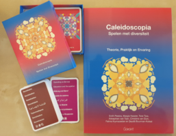 Caleidoscopia. Spelen met diversiteit - Set (boek+spel)